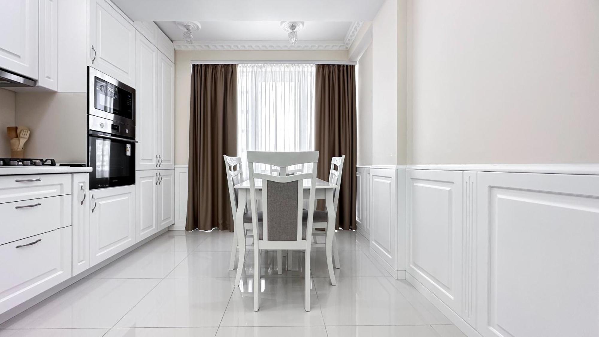 Business Class Apartments In The City Center Кишинёв Экстерьер фото