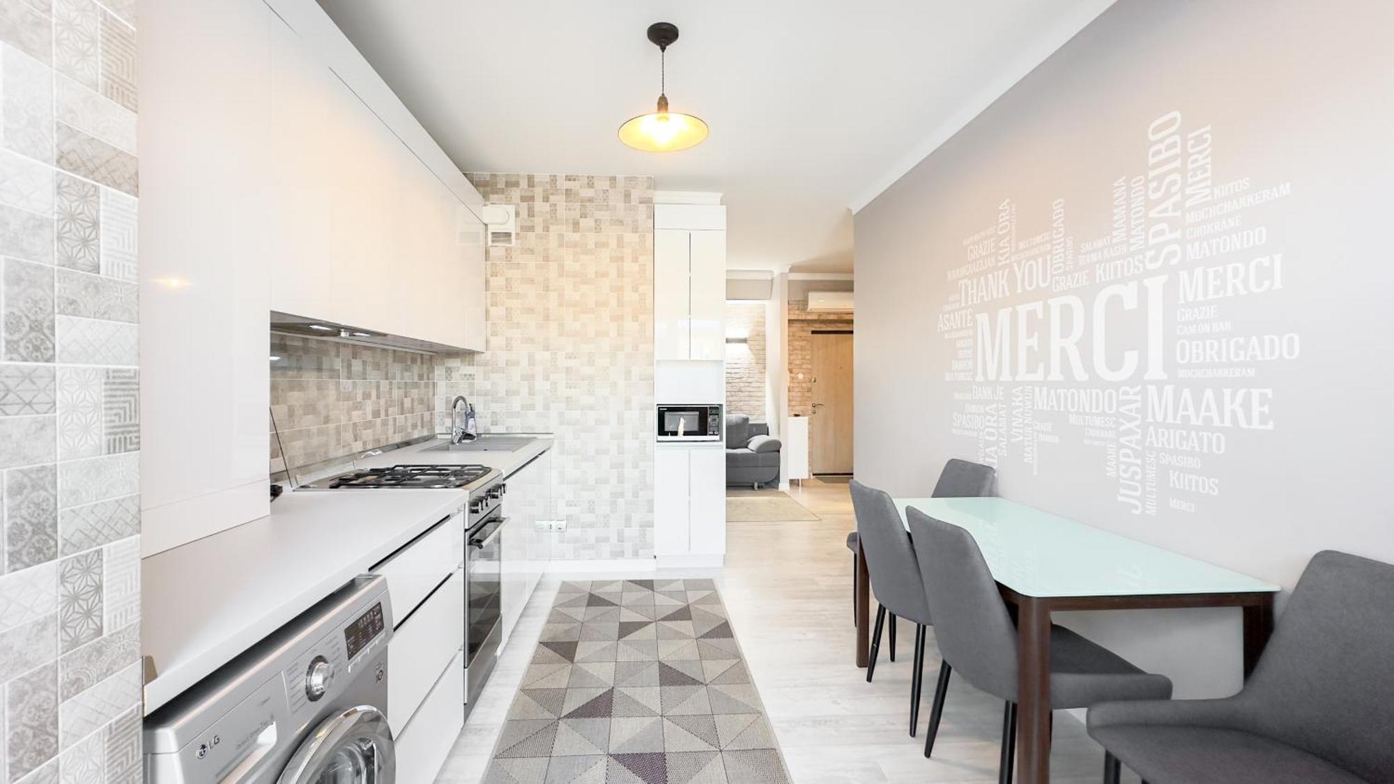 Business Class Apartments In The City Center Кишинёв Экстерьер фото